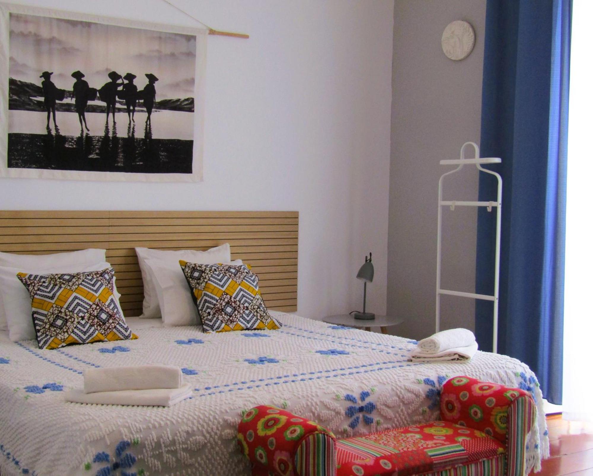 A-Tipica Guesthouse Понта-Делгада Экстерьер фото
