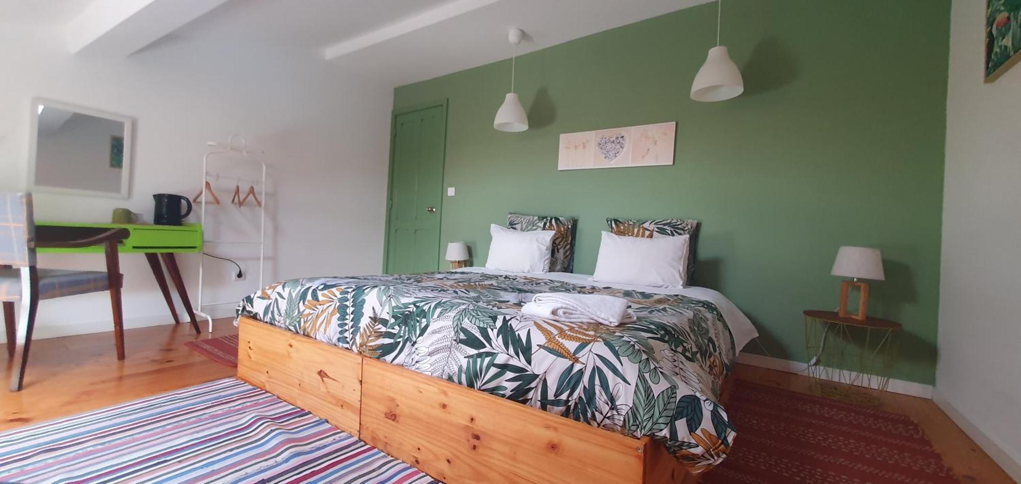 A-Tipica Guesthouse Понта-Делгада Экстерьер фото